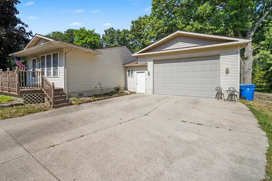 360 Park Lane, Linden, MI 48451 - #3