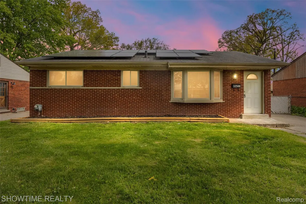 32544 Hazelwood Street, Westland, MI 48186 - #1