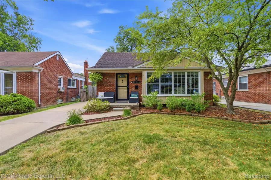 19994 Woodmont Street, Harper Woods, MI 48225 - #3