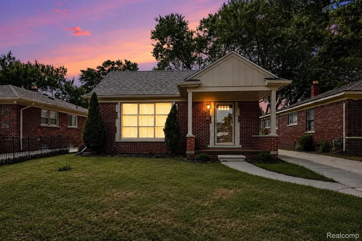 20035 Burgess, Detroit, MI 48219 - #1
