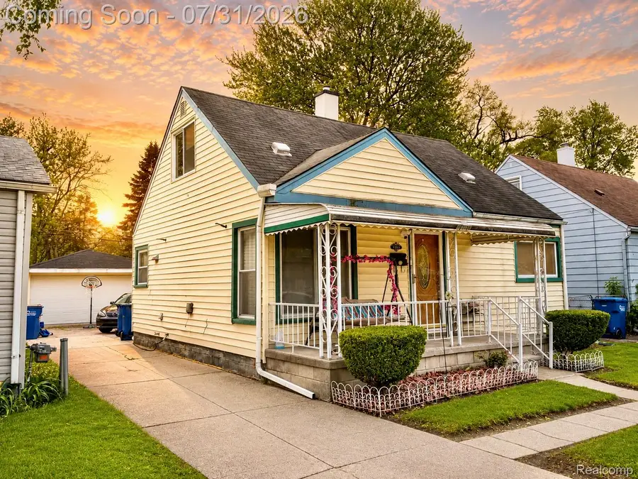 3896 Poplar Avenue, Warren, MI 48091 - #2