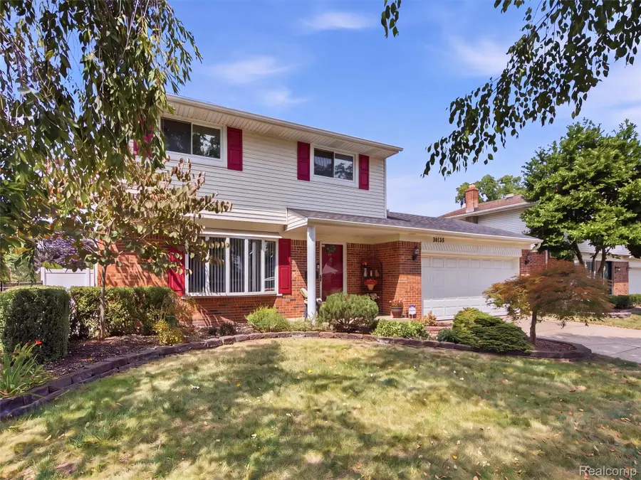 38134 Ross Street, Livonia, MI 48154 - #3