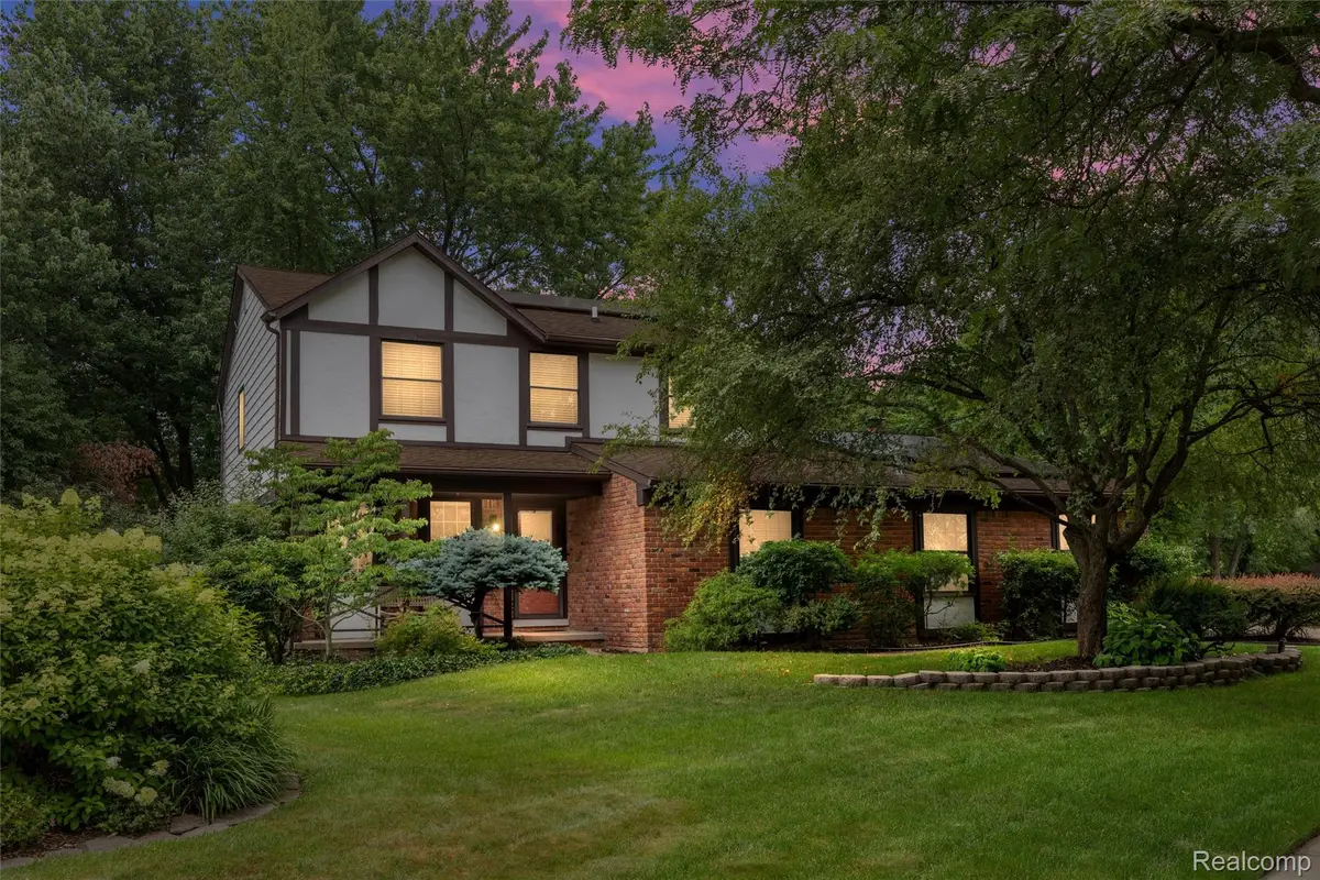 2937 Waterloo Drive, Troy, MI 48084 - #1