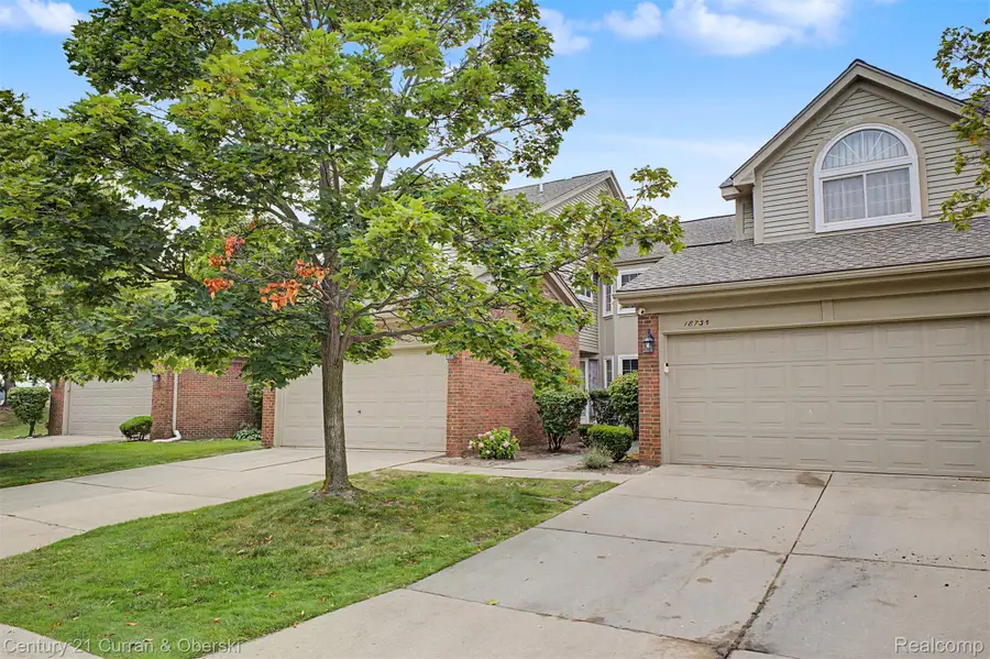 18737 Hilltop Boulevard, Riverview, MI 48193 - #2