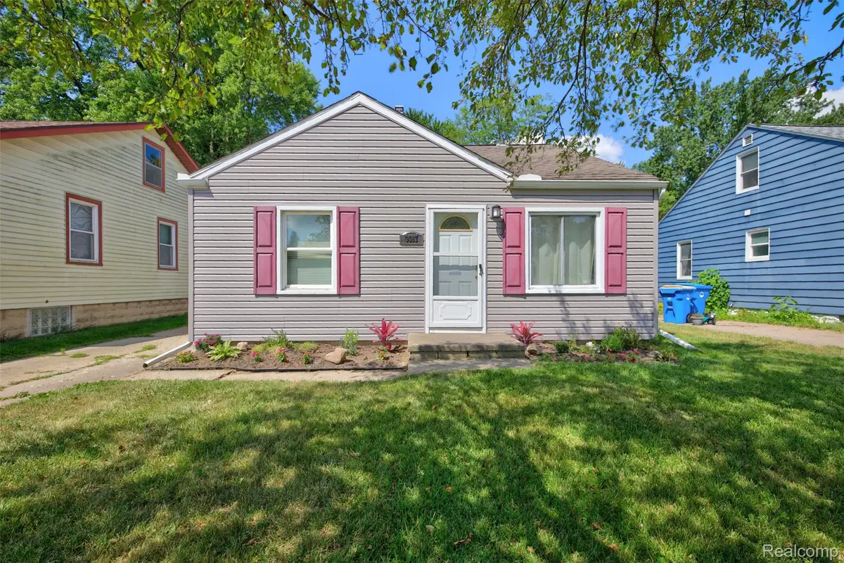 3387 Curwood Street, Waterford, MI 48329 - #1