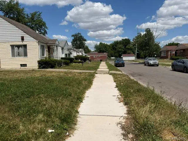 17935 Mackay Street, Detroit, MI 48212 - #3