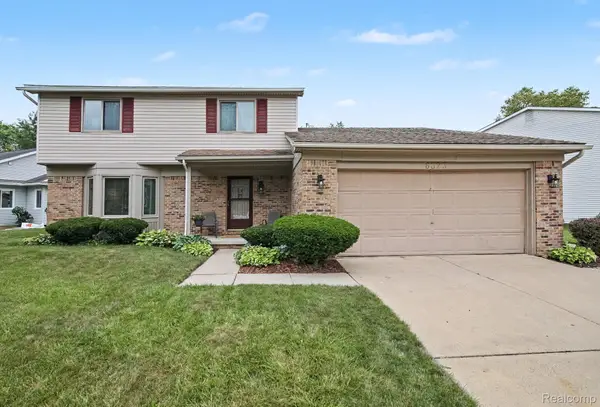 6323 Robison Lane E, Saline, MI 48176