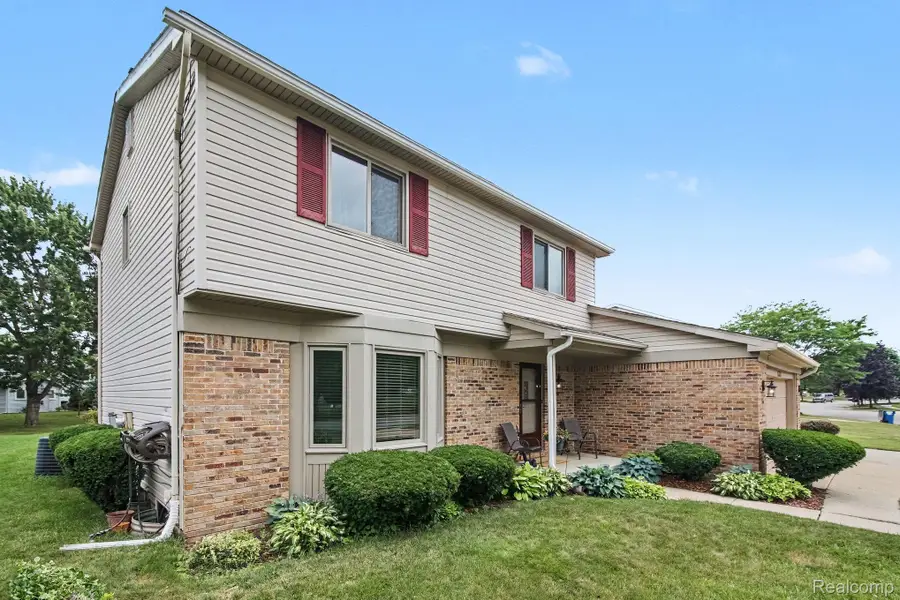 6323 Robison Lane E, Saline, MI 48176 - #2