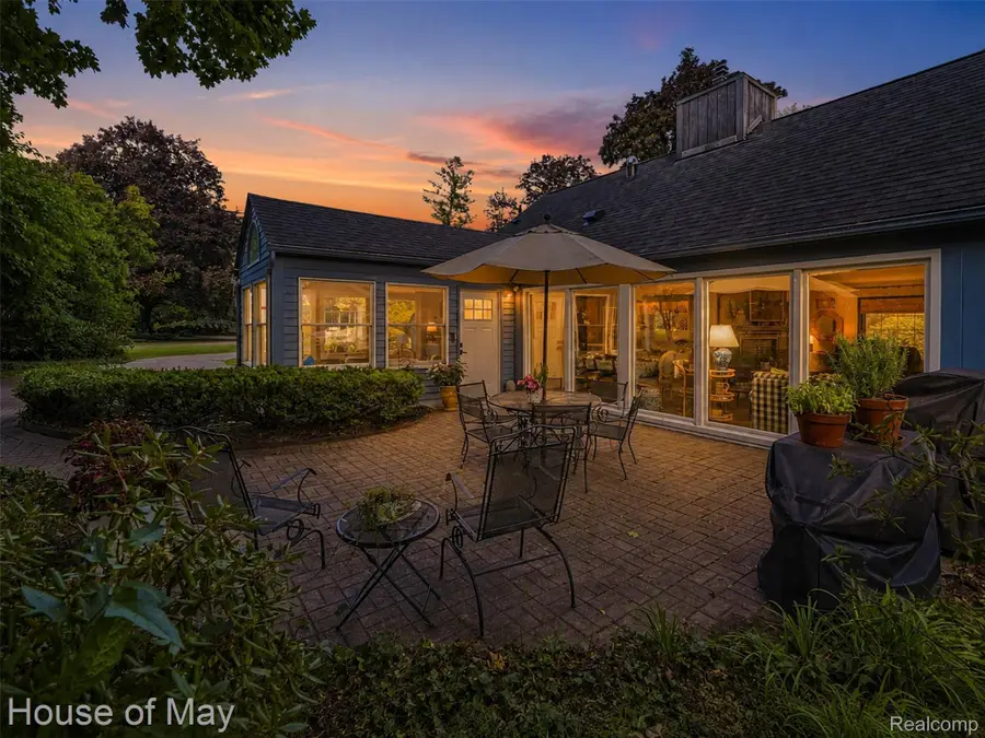 4120 Orchard Way, Bloomfield, MI 48301 - #2