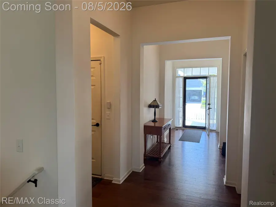 49360 Garden Lane N #2, Canton, MI 48188 - #2
