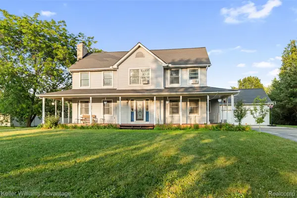 22627 Otter Road, NewBoston, MI 48164
