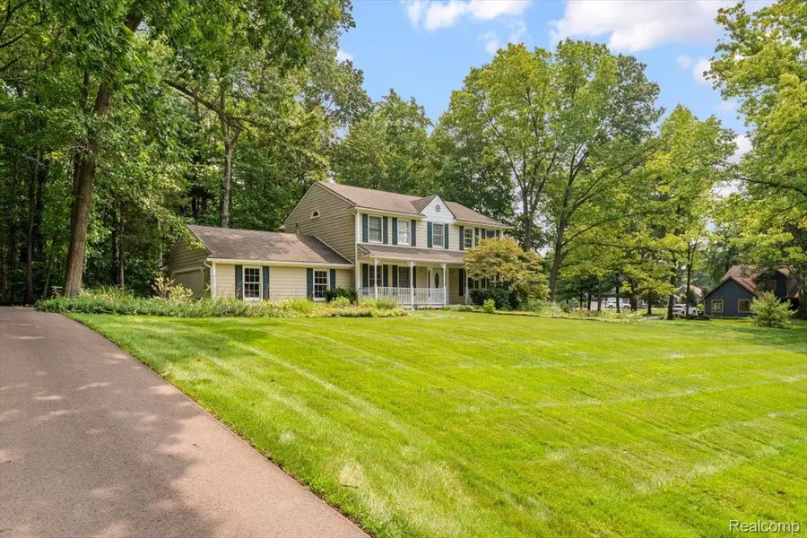 9019 Silver Pine Drive, Green Oak, MI 48178 - #3