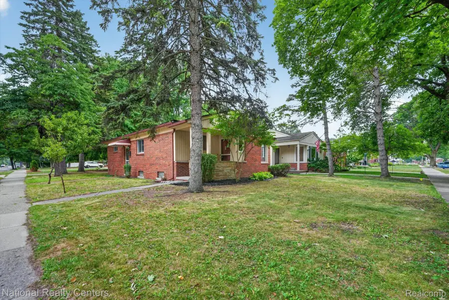 3220 Sylvan Drive, Royal Oak, MI 48073 - #2