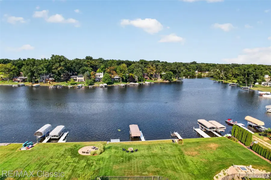 372 Wolverine Drive, Wolverine Lake, MI 48390 - #3