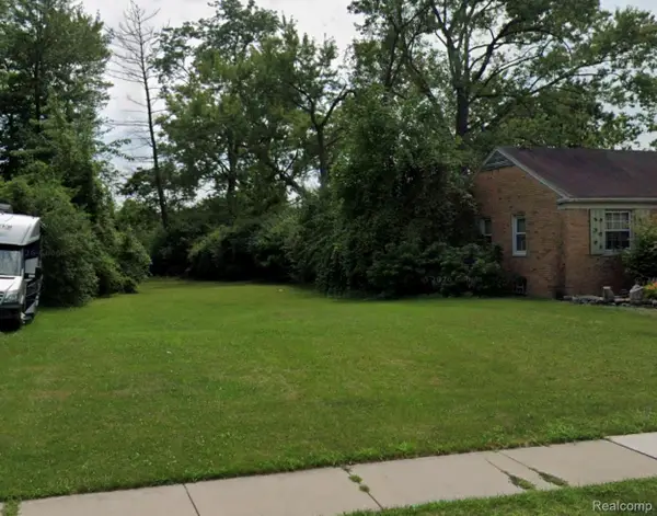 13201 Oak Park Boulevard, OakPark, MI 48237