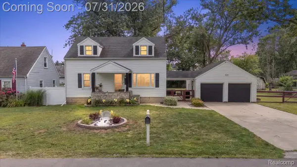 5563 Central Drive, Monroe, MI 48161