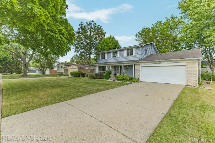 27036 Arlington Drive, Southfield, MI 48076 - #3