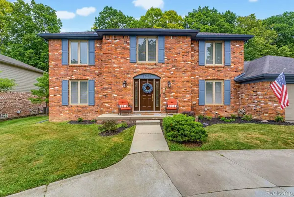 25352 Witherspoon Street, Farmington, MI 48335