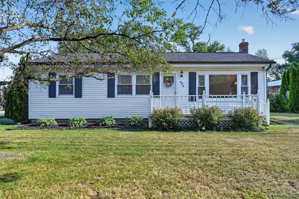834 Baird Street, Holly, MI 48442