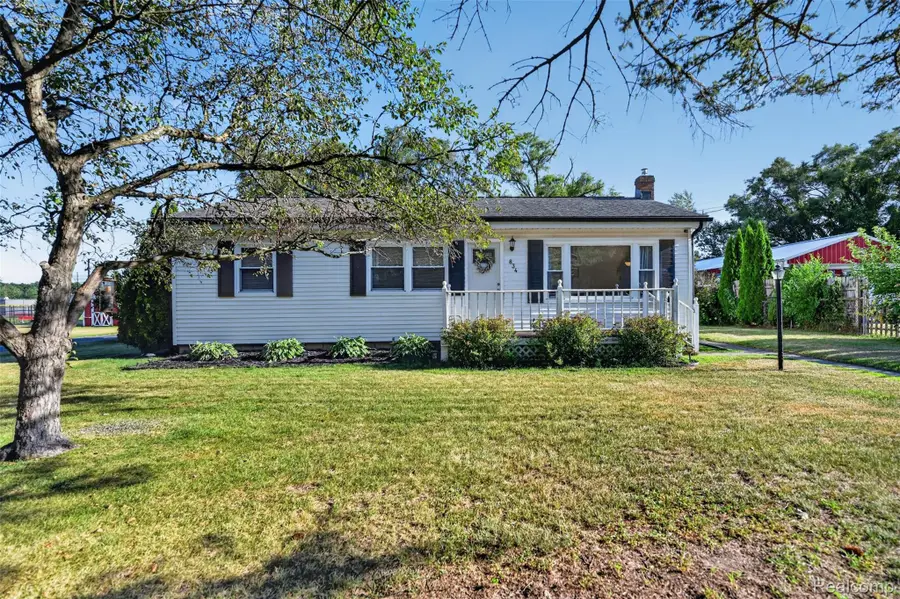 834 Baird Street, Holly, MI 48442 - #2