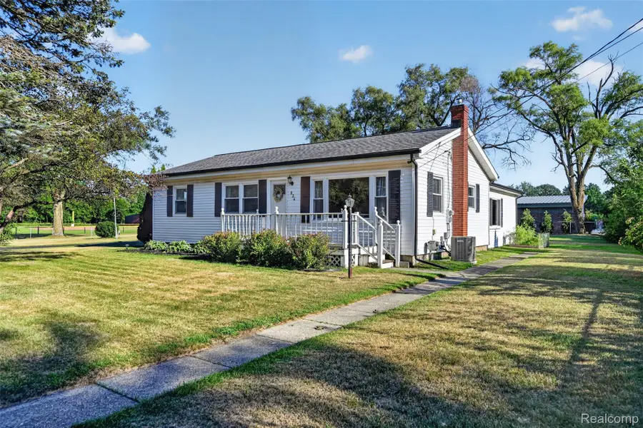 834 Baird Street, Holly, MI 48442 - #3