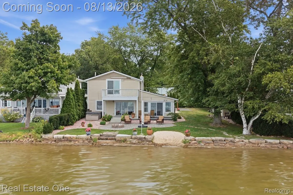 8714 Rushside Drive, Pinckney, MI 48169 - #1
