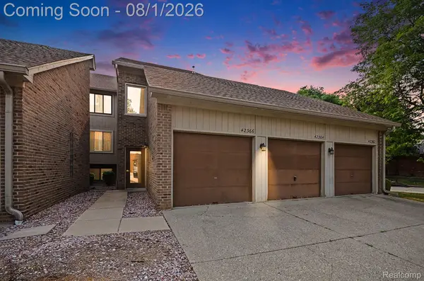 42366 Lochmoor Street, ClintonTownship, MI 48038