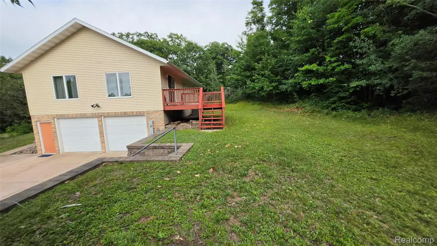 1901 Spruce Lane, Houghton, MI 49931 - #3