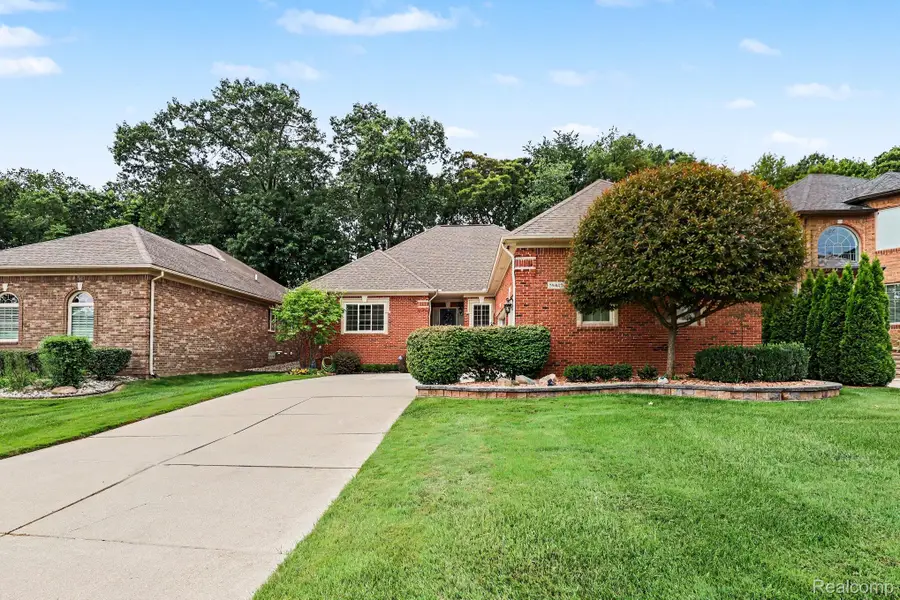 59413 Glacier Club Drive, Washington, MI 48094 - #2