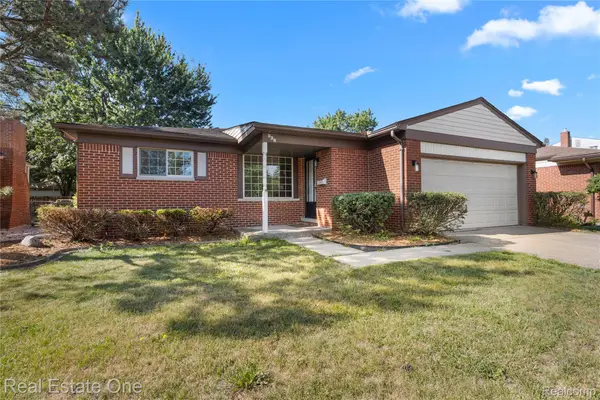 936 Tanglewood Drive, MadisonHeights, MI 48071