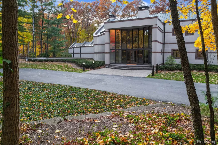 1335 Trowbridge Road, Bloomfield Hills, MI 48304 - #2