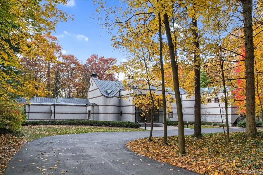 1335 Trowbridge Road, Bloomfield Hills, MI 48304 - #3
