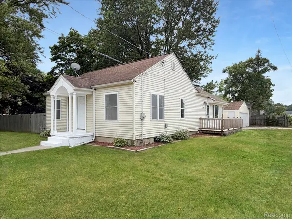 1380 Audrey Street, Burton, MI 48509