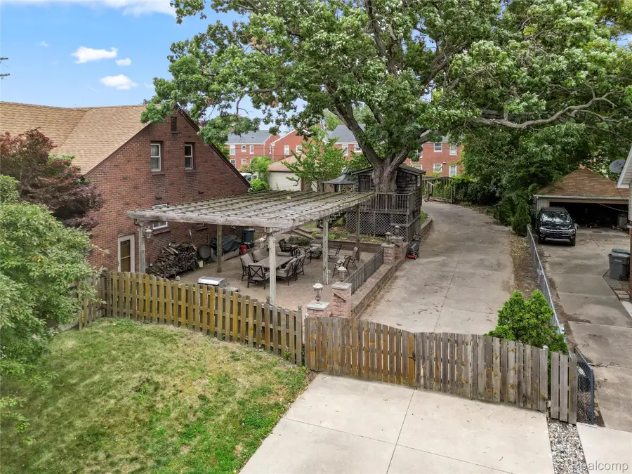 21730 Edna Street, Dearborn, MI 48124 - #3