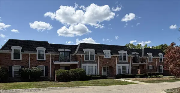 18301 W 13 Mile Road #A-2, Southfield, MI 48076