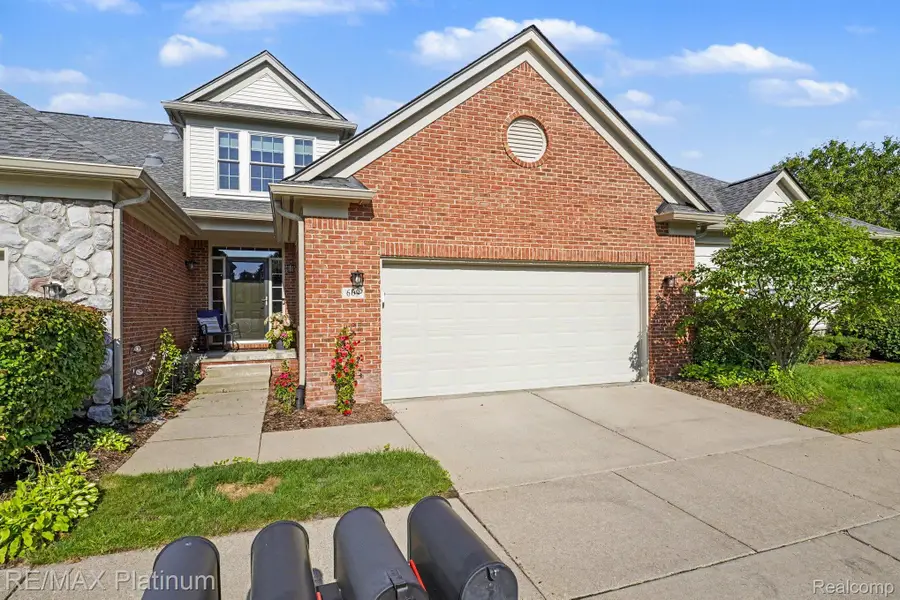 609 Telya Ridge, Milford, MI 48381 - #2