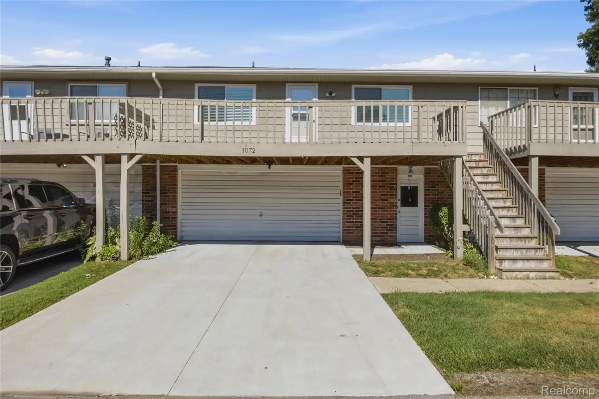 1072 Normandy Terrace Drive, Flint, MI 48532 - #1