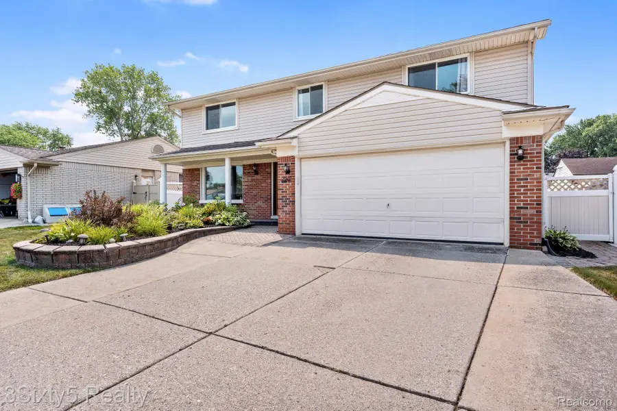 20437 Bourassa Avenue, Trenton, MI 48183 - #2