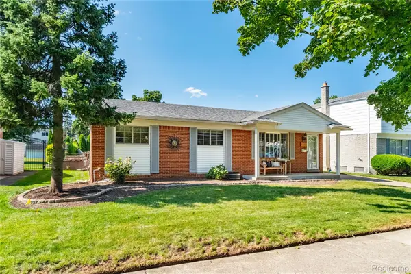 11393 Cedar Lane, Plymouth, MI 48170