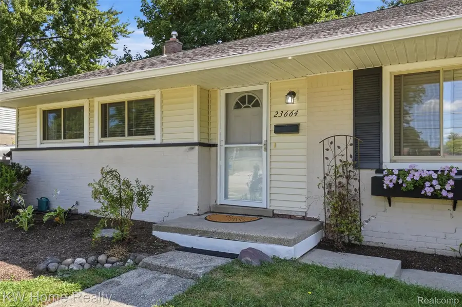23664 Power Road, Farmington, MI 48336 - #3