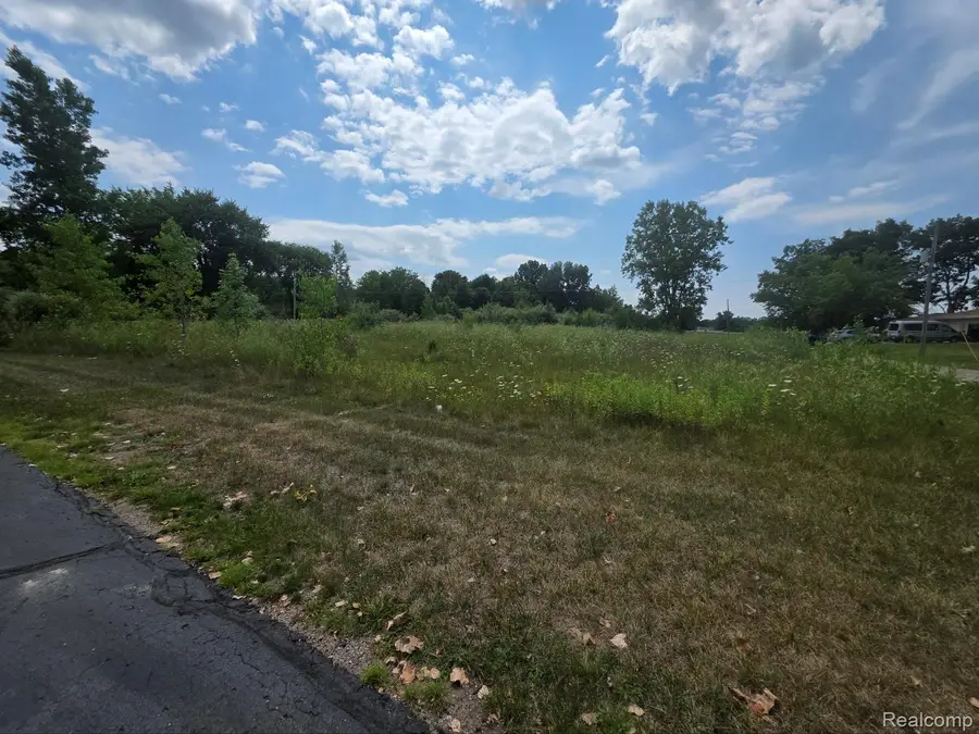 113 Devonshire Drive, Lapeer, MI 48446 - #3