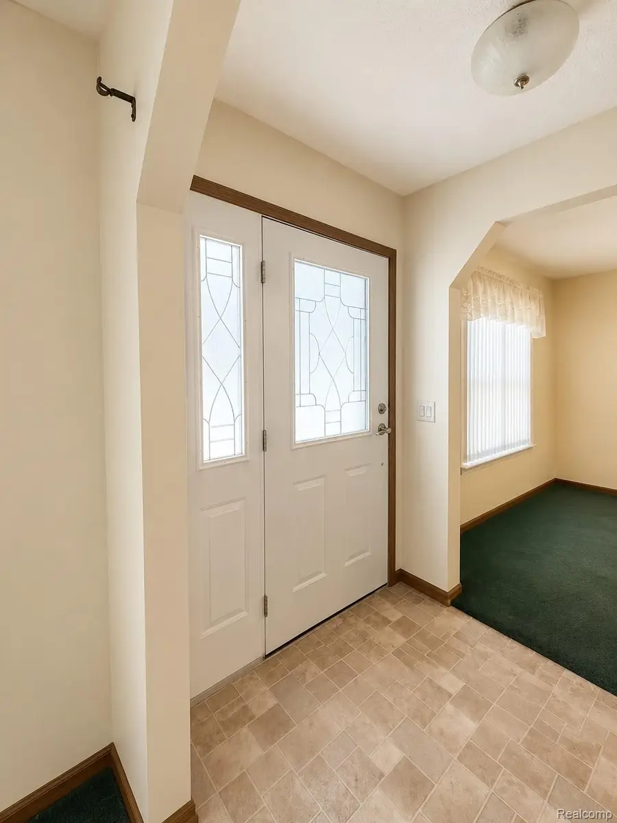 6968 Liberty Lane, Belleville, MI 48111 - #3