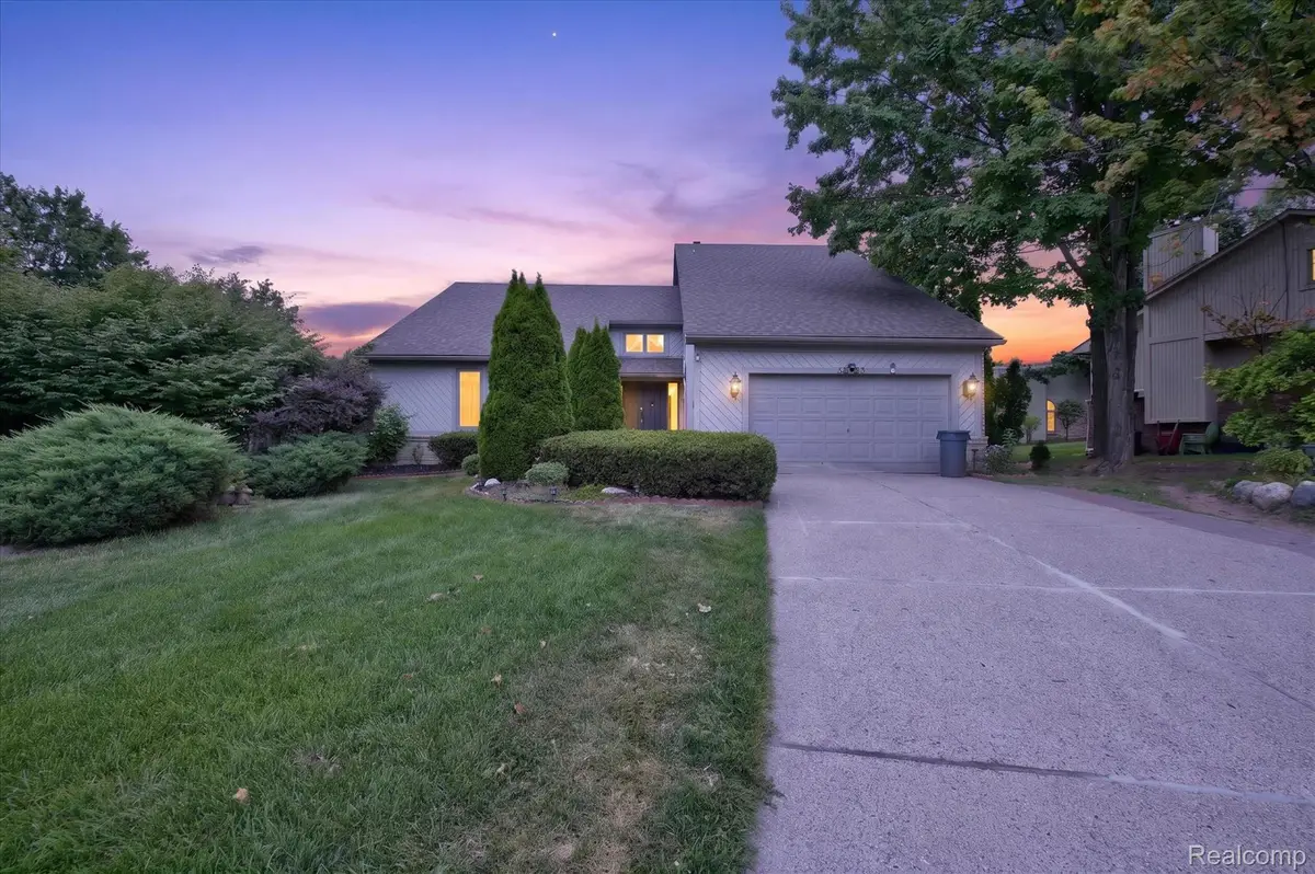38808 Lancaster Drive, Farmington, MI 48331 - #1