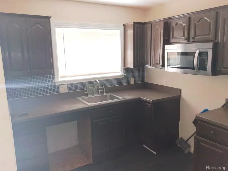 19983 Lancaster Street, Harper Woods, MI 48225 - #2