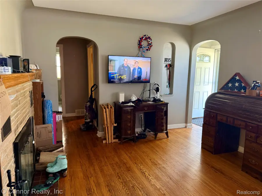 2604 Gratiot Boulevard, Marysville, MI 48040 - #2