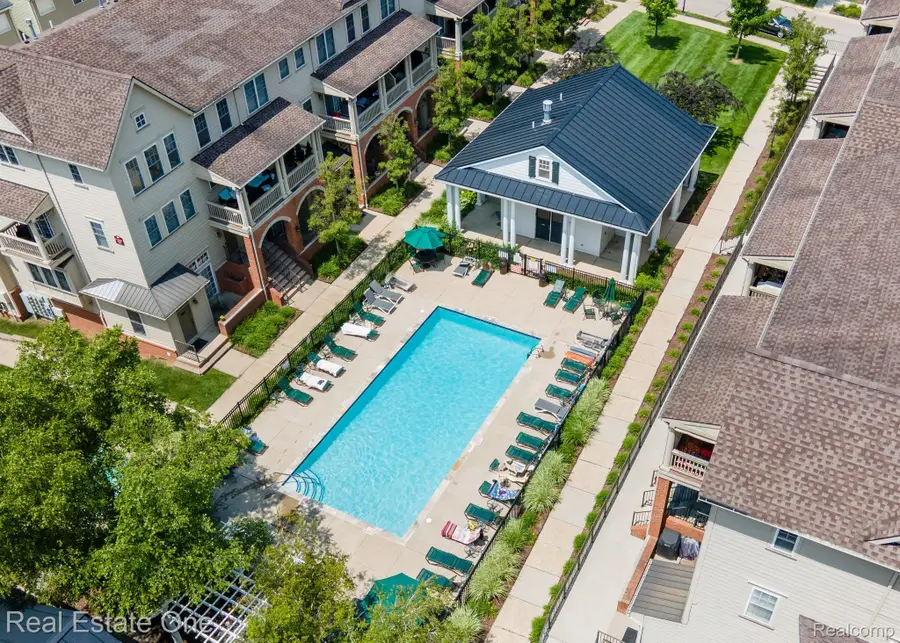 190 Amys Walk, Auburn Hills, MI 48326 - #2