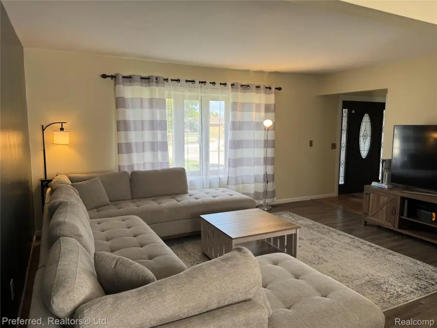 1139 Brookline Street, Canton, MI 48187 - #3