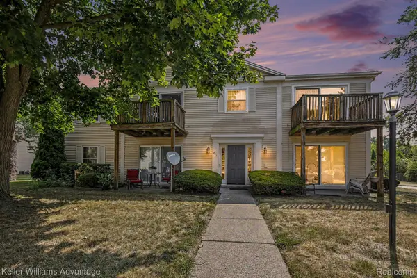 841 Bloomfield Village Boulevard #D, AuburnHills, MI 48326