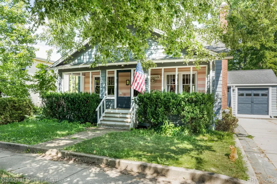 134 N Anderson Street, Lake Orion, MI 48362 - #2