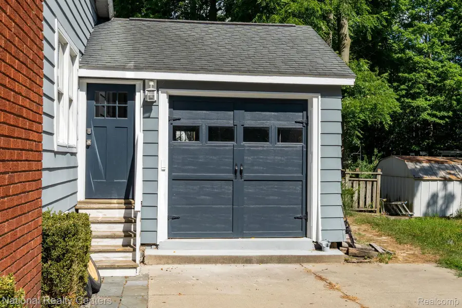 134 N Anderson Street, Lake Orion, MI 48362 - #3